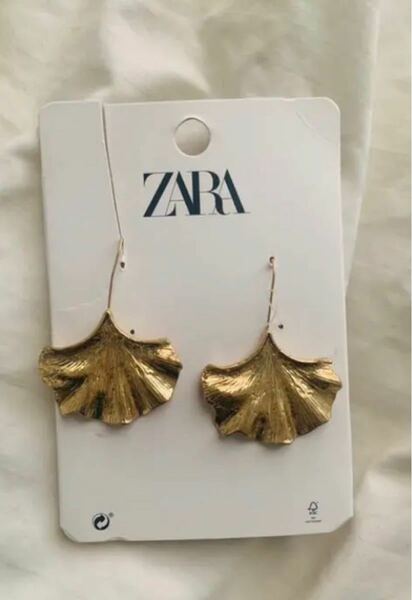 Zara ピアス