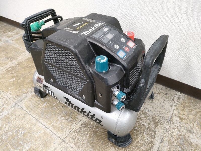 超歓迎された 満タン5分14秒 エアーコンプレッサー AC400XL マキタ プロモーション マキタ makita 満タン5分14秒 エアーコンプレッサー AC400XL 工具/メンテナンス
