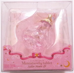  Pretty Soldier Sailor Moon miniature Lee tablet 9..... silver crystal pink color ver. new goods unopened 
