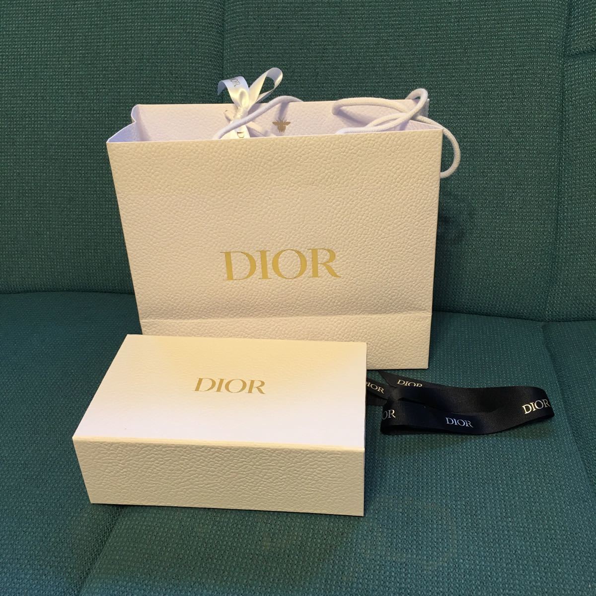 Dior 紙袋の値段と価格推移は?|228件の売買情報を集計したDior 紙袋 ...
