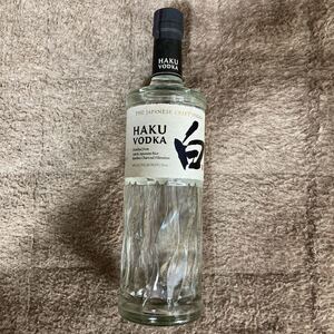 サントリー HAKU 700ml