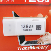 送料無料 KIOXIA (旧東芝) USBメモリ USB3.0 128GB　128ギガ フラッシュメモリ 過渡期につき柄変更あり_画像3