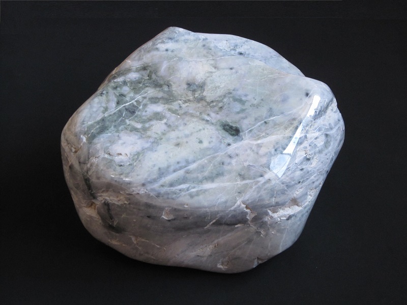 ヤフオク! -翡翠 原石 kg(岩石、鉱物)の中古品・新品・未使用品一覧