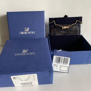 未使用 スワロフスキーネックレス LOVE パール付き GOLD
