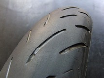 単品中古タイヤ!ダンロップ◎GPR300. 110/70R17. や139:21093_画像2