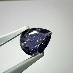 宝石　7 ブラッドショットアイオライト　ルース　1.95ct