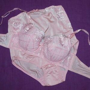  unused E80L production front nursing one touch open rose embroidery bla& shorts maternity pink 