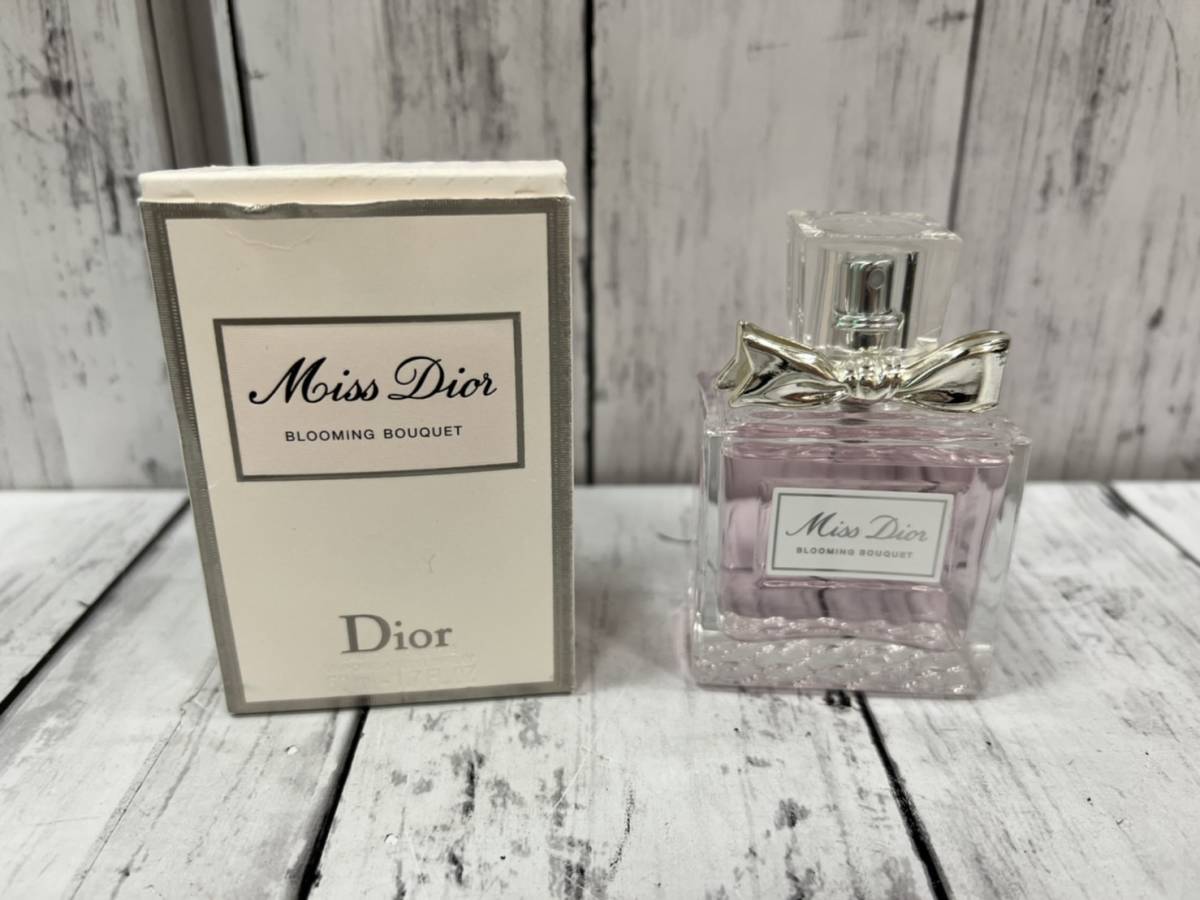 テレビで話題】 ディオール Miss 【超希少】Miss Dior アンフォラ型
