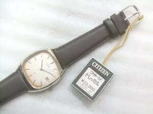 未使用新品高級シチズンドレッセクオーツ腕時計定価25000円　T036