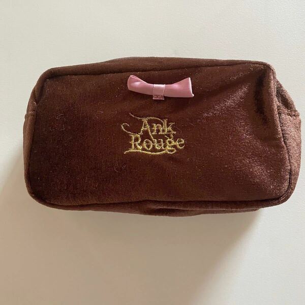 未使用品　''Ank Rouge" ポーチ ＊ 小物入れ