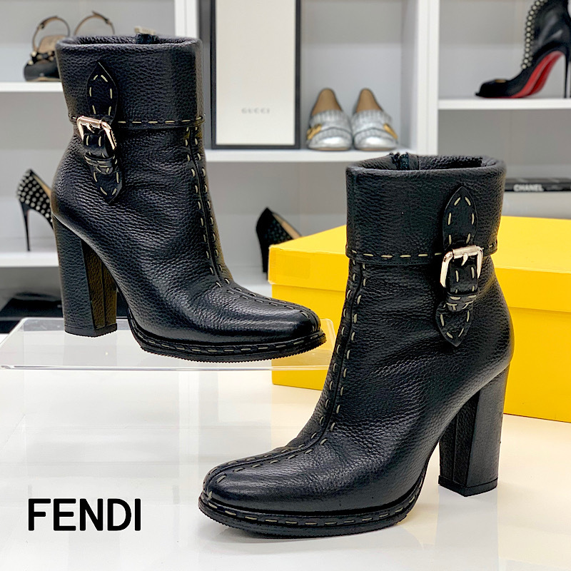 2023年最新】Yahoo!オークション - FENDI(ショートブーツ - ブーツ)の