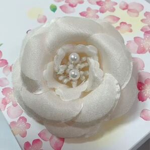 コサージュ フラワーコサージュ 白花 入学式 卒業式 式典 コサージュ ビジュー 入学式 卒業式 入園式