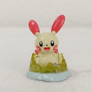 プラスル 「ポケモン」フィギュア★高さ約３cm〈h2g