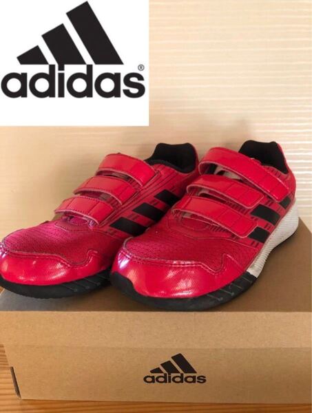 adidasアディダス キッズスニーカー