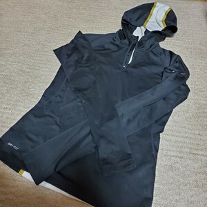 ナイキ　裏起毛　Dri-FIT　ウェア　NIKE　パーカー フード ハイネック