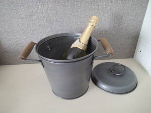 【Crate&Barrel】クレイト＆バレル ワインクーラー ビバレッジ アイスバケツ Beverage Chiller Tub Bucket アウトドア パーティー