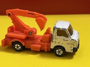 TOMICA いすゞ エルフ ISUZU ELF FF-MYPACK 1978年 No.49 MADE IN JAPAN 日本製　ミニカー