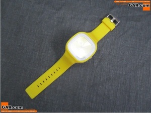 GS81 MAYSON GREY/メイソングレイ 腕時計/リストウォッチ イエロー/黄色