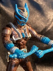 ガシャポンHG仮面ライダー響鬼〜エイキ！ガチャガチャ　カプセルトイ　特撮　石ノ森 東映 怪人 DG HGIF SH