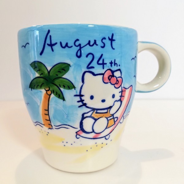 [Unbenutzt / Versand (alle Präfekturen) ab 510 Yen / 24. August Leo] Hello Kitty Geburtstagstasse Hello Kitty Geburtstagstasse Handbemalt KT0824, Tee-Utensilien, Becher, Keramik