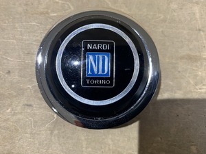 [2203063][ that time thing ][ rare ]NARDI Nardi steering wheel steering wheel horn button trumpet Mark less 