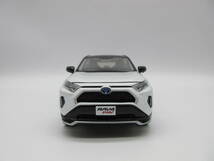 1/30 トヨタ 新型RAV4 PHV ラブフォーPHV 非売品 カラーサンプル ミニカー 2トーン ブラックマイカxホワイトパールクリスタルシャイン_画像2