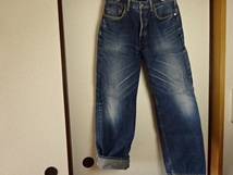 ☆BORN　FREE☆赤ミミ付きヴィンテージ風デニムＰＡＮＴ☆少しライトなデニム☆サイズ３３☆ＵＳＥＤ美品♪_画像3