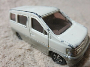 TOMICA トミカ ミニカー 日産 エルグランド NISSAN ELGRAND 1998 №89 ユーズド品のためキズなどあります