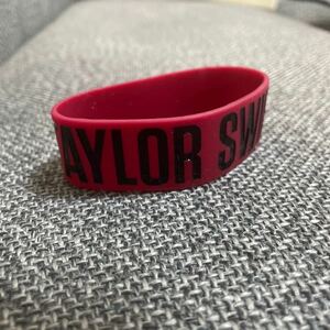 【TaylorSwift】REDツアー　グッズ　 リストバンド