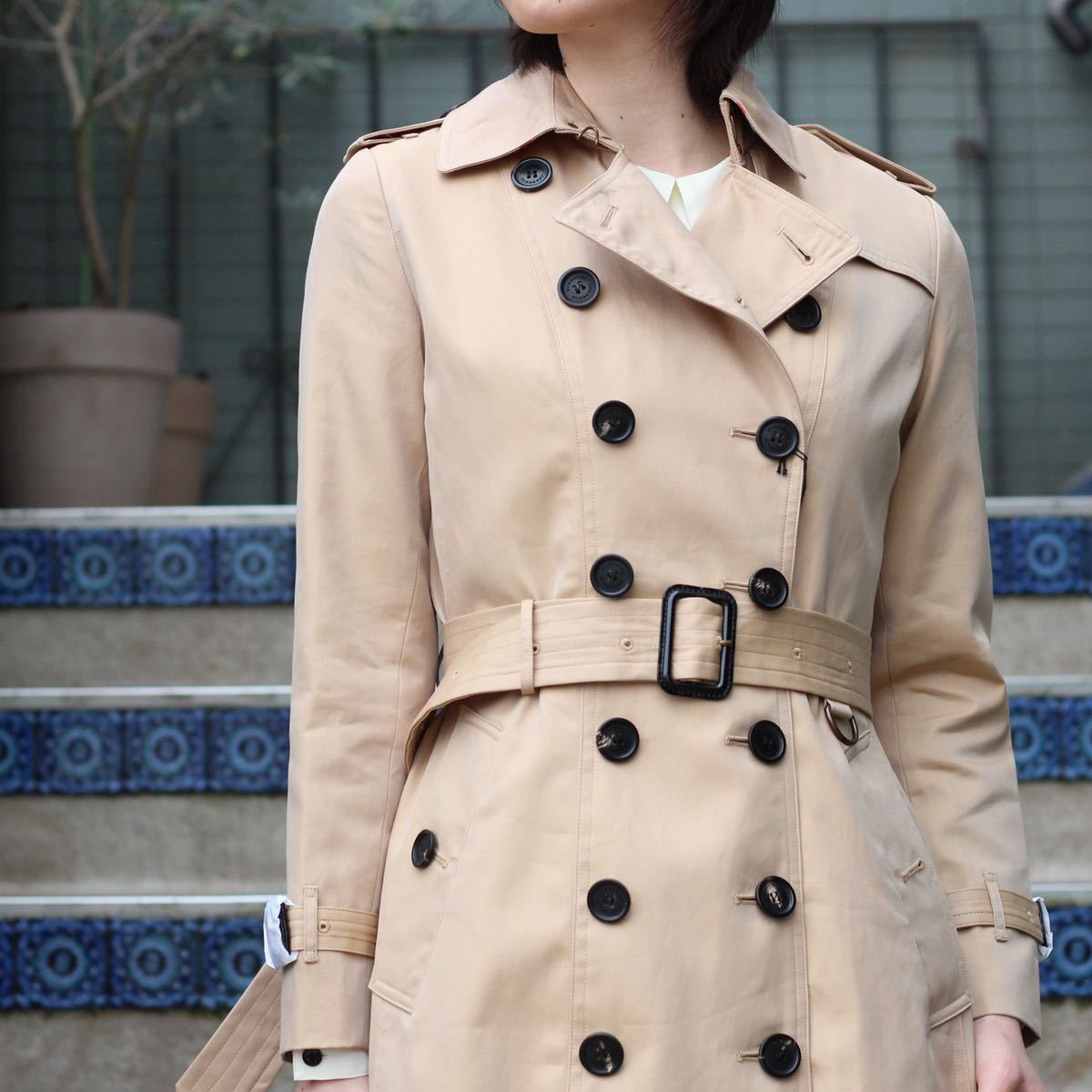 新品タグ付BURBERRY LONDON ENGLAND THE CHELSEA LONG TRENCH COATバーバリーロンドンイングランドザチェルシーロングトレンチコート 新品タグ付BURBERRY LONDON ENGLAND THE CHELSEA LONG TRENCH COATバーバリーロンドンイングランドザチェルシーロングトレンチコート