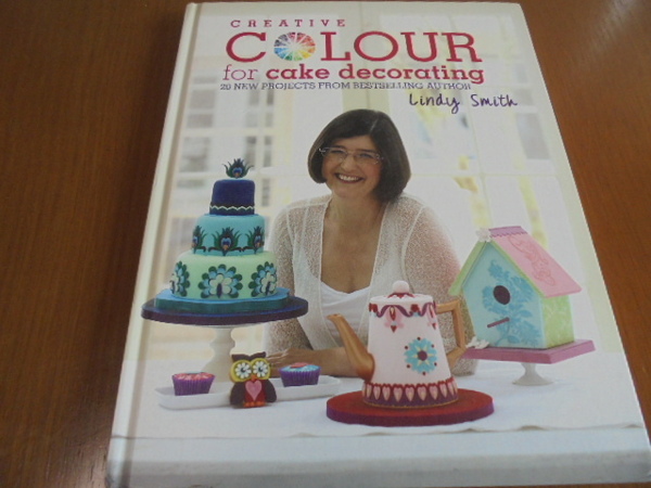 洋書リンディー・スミスのケーキデコレーション Cake Decorating とっても可愛いデザイン