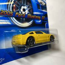 ホットウィール 1/64 2005 FORD MUSTANG GT フォード　マスタング　Hot Wheels_画像5