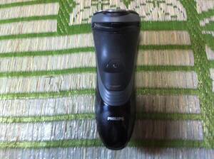 PHILIPS フィリップス メンズシェーバー PT735 本体のみ