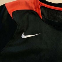 NIKE ナイキ トータル90 ゲームシャツ プラクティスシャツ メンズ 170/88 M相当 ブラック レッド サッカー フットサル_画像4