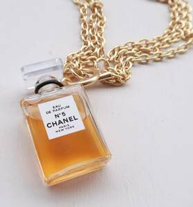  Chanel CHANEL NO.5 духи Mini бутылка цепь колье Gold кейс для украшений Vintage редкость прекрасный товар духи бутылка пуховка .-m
