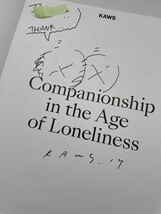 ☆KAWS 直筆サイン＆イラスト入り “カウズ KAWS NGV Companionship in the Age of Loneliness” BOOK ブライアン・ドネリー アート 村上隆_画像2