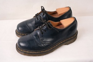 ドクターマーチン UK4/22.5cm-23.0cm/3ホール 紺 ネイビー レザー ブーツ dr.martens レディース 古着 中古 dm2938