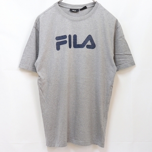 FILA Tシャツ M グレー 灰 ロゴ フィラ 半袖 クルーネック メンズ レディース 古着 中古 st279