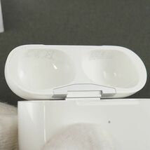V6034 Apple AirPods Pro エアーポッズ プロ 充電ケースのみ USED超美品 ワイヤレス充電 イヤホン Qi MWP22J/A A2190 正規 純正 完動品 KR_画像4
