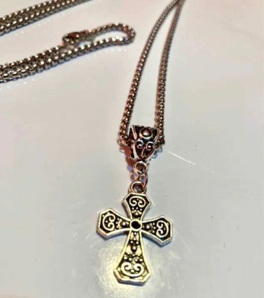 銀古美　 十字架ネックレス　高品質バチカン　45cm