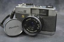 (NK☆) FUJICA GE 昭和レトロ モダン ヴィンテージ フィルム カメラ フジカ レトロ可愛い コンパクト 電子 シャッター フラッシュマチック_画像1