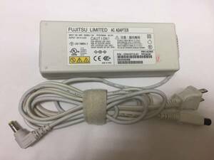 「中古美品」FUJITSU 純正ACアダプター FMV-AC503白 FPCAC61　19V~6.32A