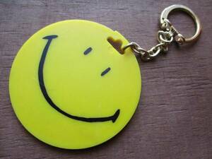 US Vintage key holder Smile ... attaching collection .e1