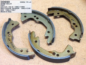  brake shoe set (2 wheel minute )4 hole Fiat 500ja Rudy niela/600D/850 for 