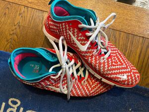 NIKEランニングシューズ メンズ25センチ