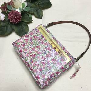 71* shoulder type one side with pocket!2019 year modified . version new world translation . paper cover * white ground . pink series small flower G* hand made 