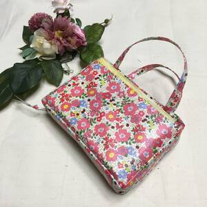101* one side with pocket * bag type *2019 year modified . version * new world translation * normal version . paper cover small flower U* hand made 