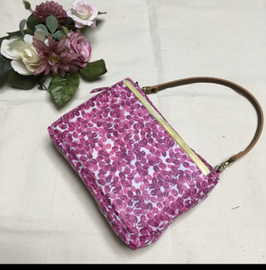 119* shoulder type one side with pocket!2019 year modified . version * new world translation * normal version . paper cover pink small flower O* hand made 
