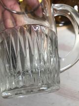 昭和レトロ　銀縁ガラスのマグカップ 持ち手付きコップ　レトログラス　プレスガラス　_画像6