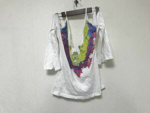 美品本物ディーゼルDIESELコットンプリントVネック半袖Tシャツ白 ホワイトサーフアメカジビジネススーツレディース旅行トラベルM